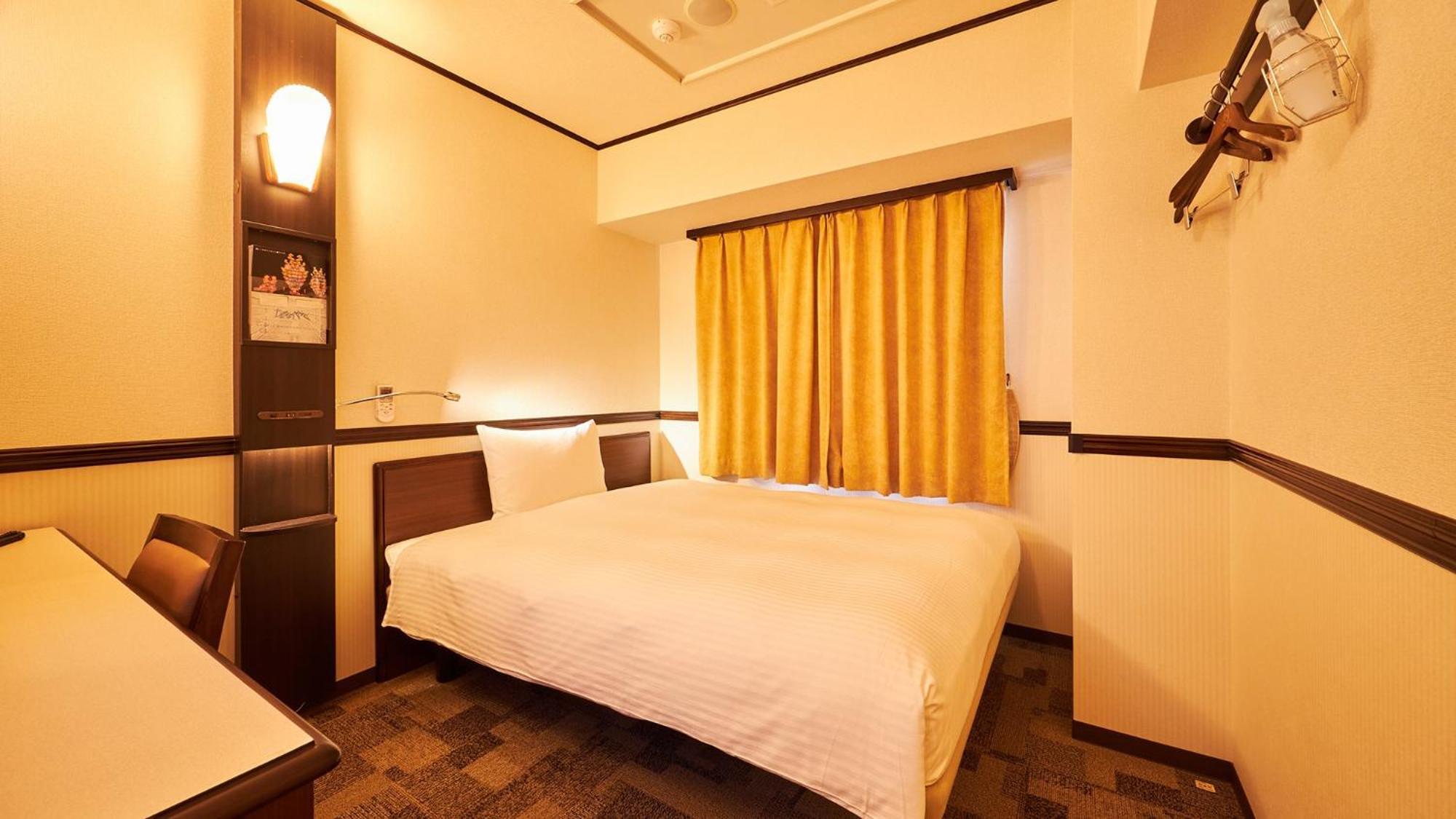 Toyoko Inn Tokyo Eki Yaesu Kita Guchi الغرفة الصورة