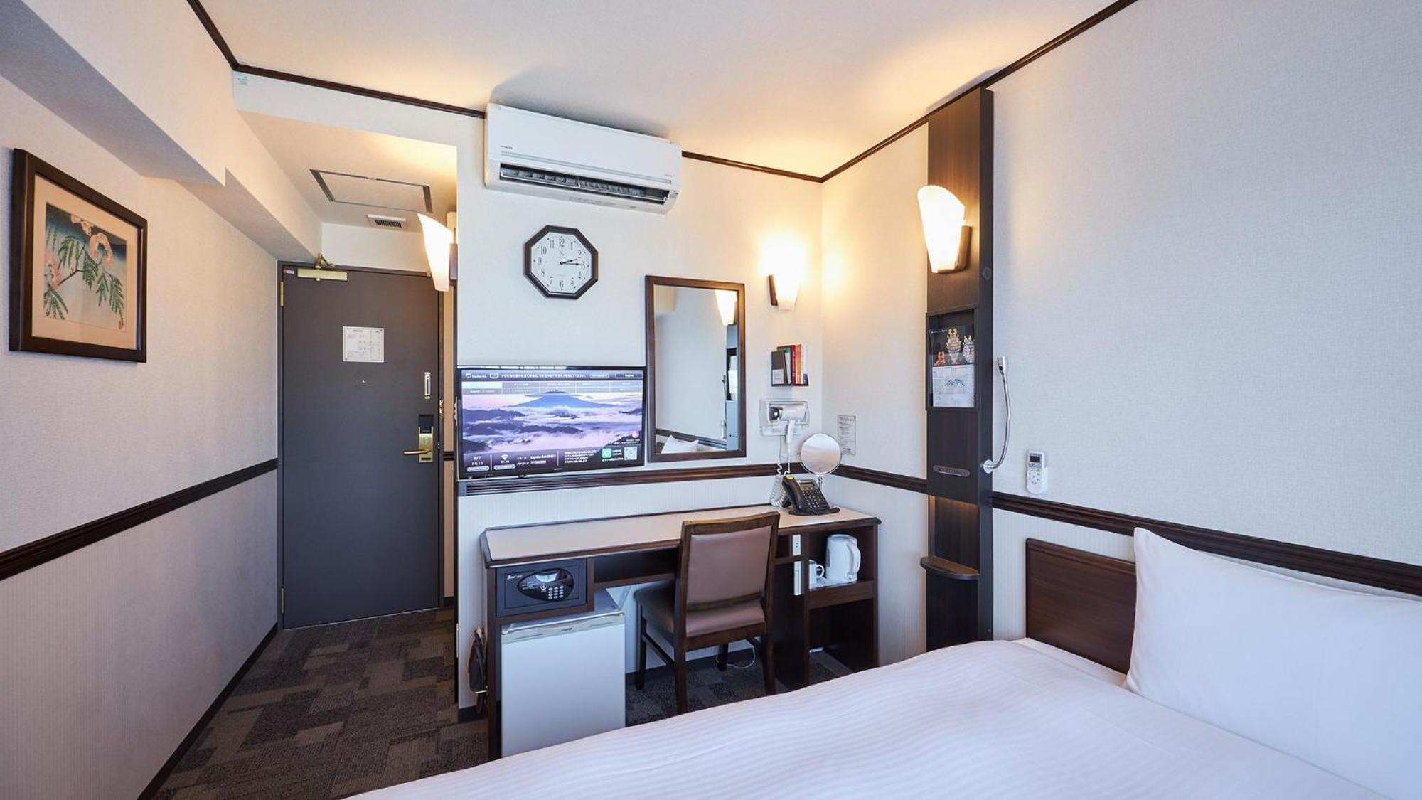 Toyoko Inn Tokyo Eki Yaesu Kita Guchi المظهر الخارجي الصورة