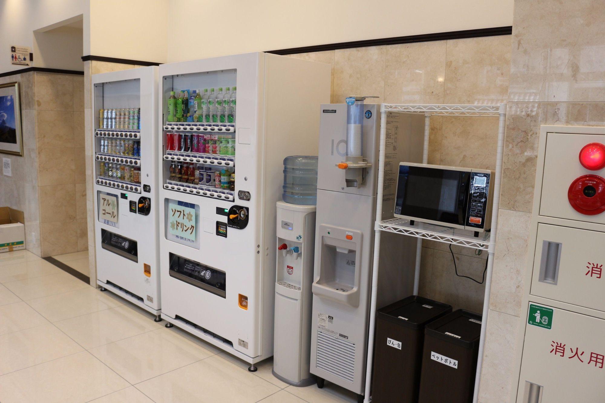 Toyoko Inn Tokyo Eki Yaesu Kita Guchi المظهر الخارجي الصورة