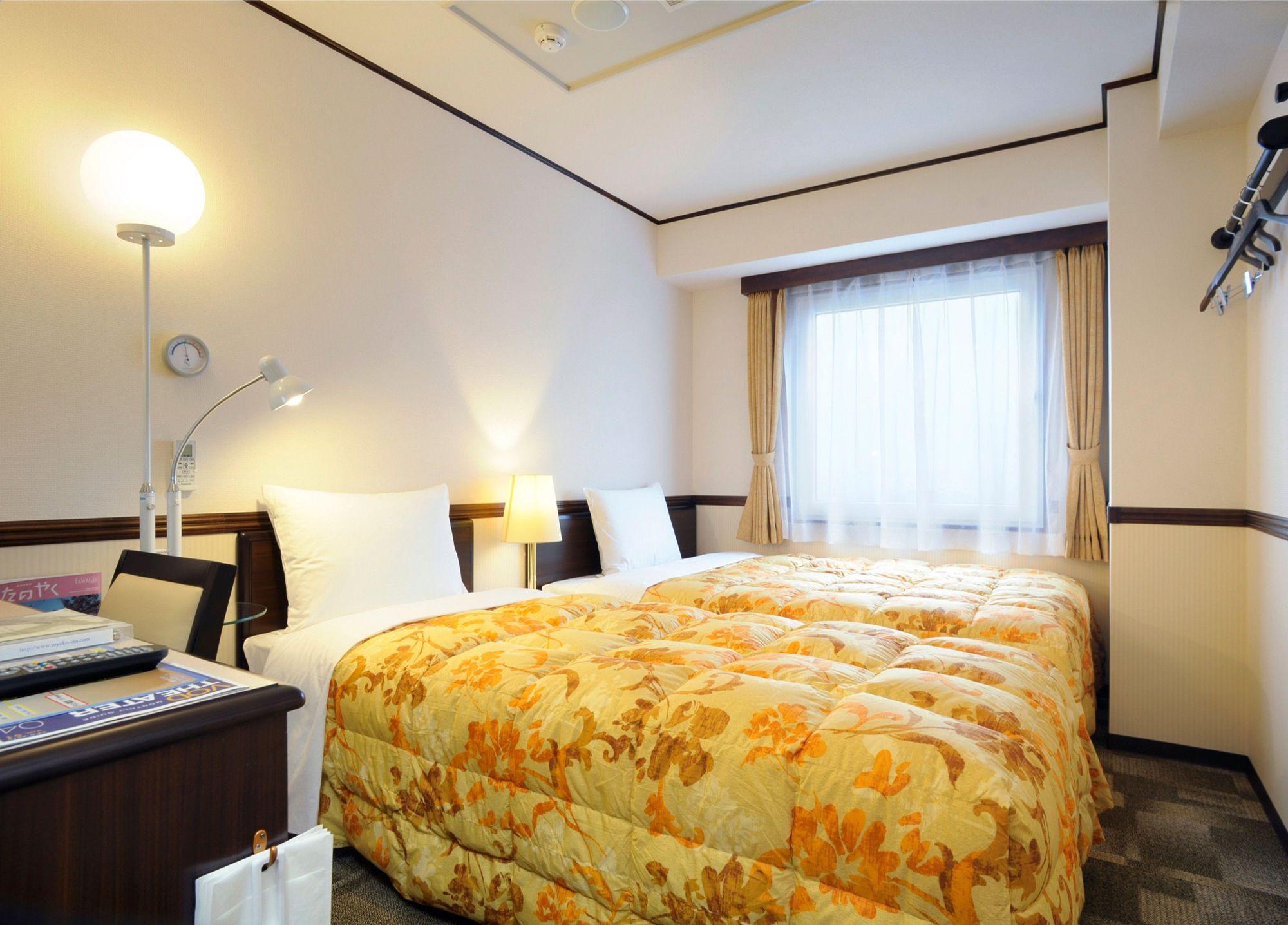 Toyoko Inn Tokyo Eki Yaesu Kita Guchi المظهر الخارجي الصورة